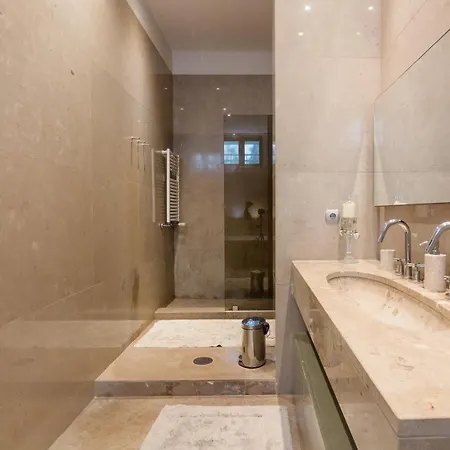 Apartamento Luxury 4 Bedroom *