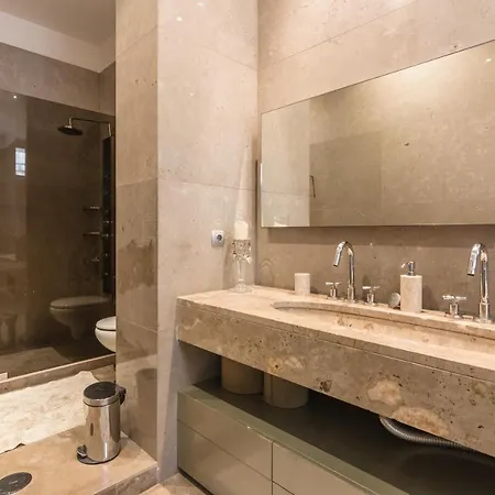 شقة Luxury 4 Bedroom